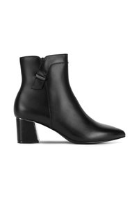 Črni usnjeni gležnjar z ostrim sprednjim delom, stranskim zadrgo in geometrično blok peto. Gladek tekstura s sodobno, elegantno silhueto.