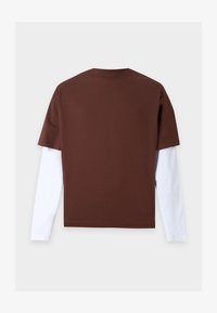 Επιλέχθηκε, brown/white