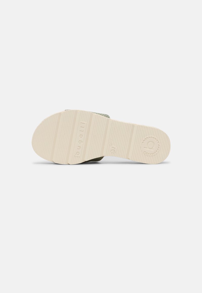 Damen Flache Pantoletten | Bugatti KIKO Pantolette flach light green/reptile/hellgrün - LM35708 Damen Flache Pantoletten | Bugatti KIKO Pantolette flach light green/reptile/hellgrün - LM35708