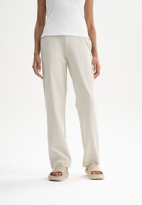 MELA LOUNGE KIRANI - Nachtwäsche Hose - birke