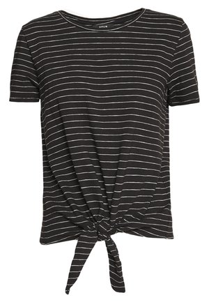 Schwarzes Kurzarmhemd mit dünnen weißen horizontalen Streifen und einem vorderen Knotendetail am Saum.