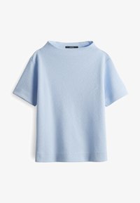 Ausgewählt, clear water