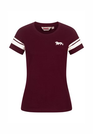 Burgundy t-shirt med kort ärm i bomull, med vita ränder på ärmarna och en vit lejonlogotyp på vänster bröst. Rund halsringning.