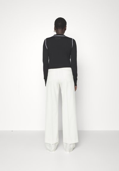 MM6 Maison Margiela - Spodnie materiałowe