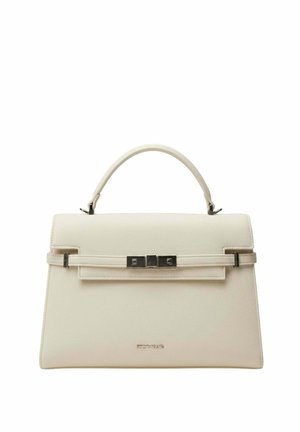 Sac à main structuré de couleur crème avec poignée supérieure, rabat avant et fermeture à boucle argentée, présenté sur un fond blanc.