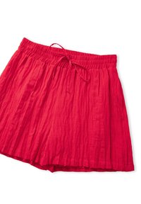 Pantalones cortos ligeros rojos con un acabado texturizado, que cuentan con una cinturilla elástica y cordón ajustable para un ajuste cómodo.