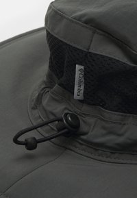 Thumbnail Image 7