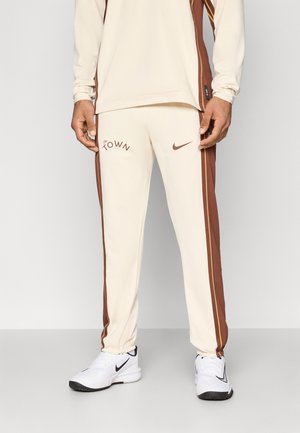 GOLDEN STATE WARRIORS ZONED CITY EDITION - Klubiriided - natural/corduroy brown