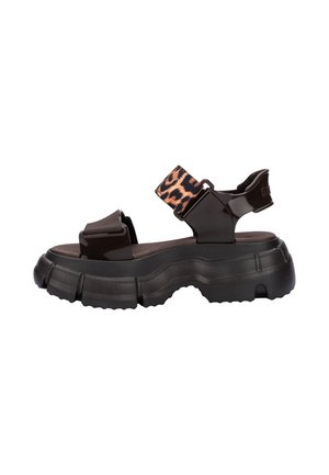 Sandalias con plataforma - bk brown