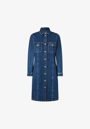 Abito in denim con chiusura a bottoni, maniche lunghe, due tasche sul petto e colletto, caratterizzato da una finitura blu e cuciture a contrasto.