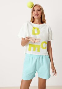 QS CROPPED  - T-Shirt print - ecru