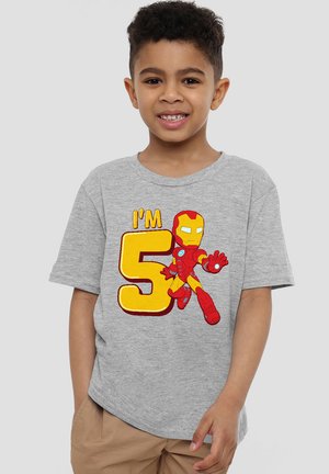 Marvel, IRON MAN CUTE BIRTHDAY 5 - Print T-shirt - mottled grey