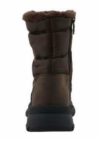 Bruine geïsoleerde laarzen met een quilted bovenkant, nep bontmanchet, zijrits en een gestructureerde rubberen zool, ontworpen voor warmte en comfort.