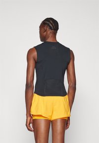 Nike Performance - Top