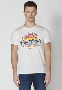 Koroshi SHORT SLEEVE  - Apdrukāts T-krekls - crudo  off white