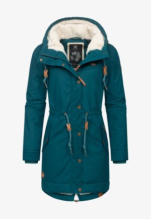 Türkisfarbene Parkajacke mit Kunstfutter, verstellbaren Kordelzügen, Druckknöpfen und Seitentaschen; verfügt über eine Kapuze und gerippte Bündchen.