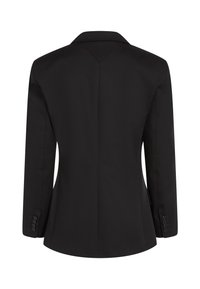 Μαύρο σακάκι ραμμένο κατά παραγγελία, φαίνεται από πίσω με σαφείς ώμους, μακριά μανίκια, μανσέτες με κουμπιά και μία λεπτομέρεια ραφής στο πίσω μέρος.