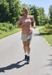 Thumbnail Image 4