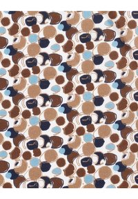 Textil mit einem sich wiederholenden Muster aus Kreisen in Braun, Blau und Beige auf einem weißen Hintergrund, mit unterschiedlichen Größen und Umrandungen.