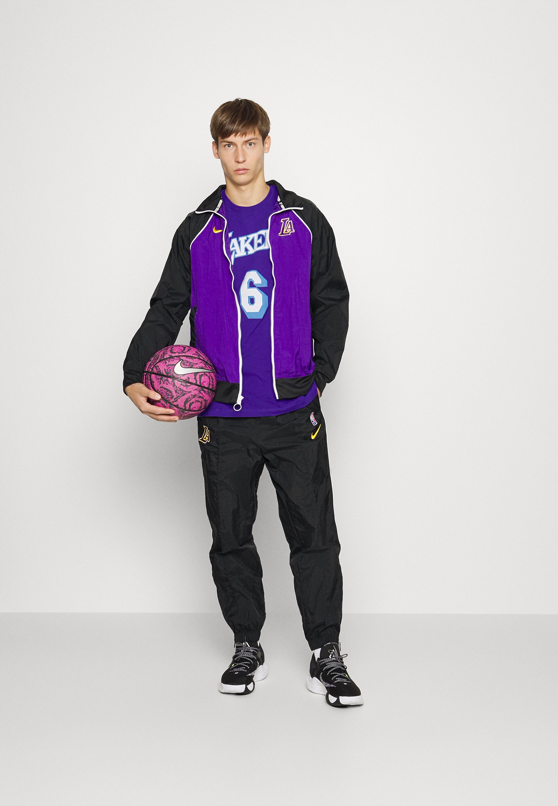 zalando lebron james