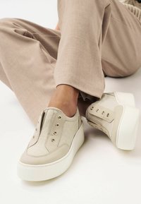 Next SIGNATURE FOREVER COMFORT® CHUNKY  - Loaferit/pistokkaat - stone