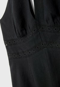 Stradivarius HALTER - Denné šaty - black