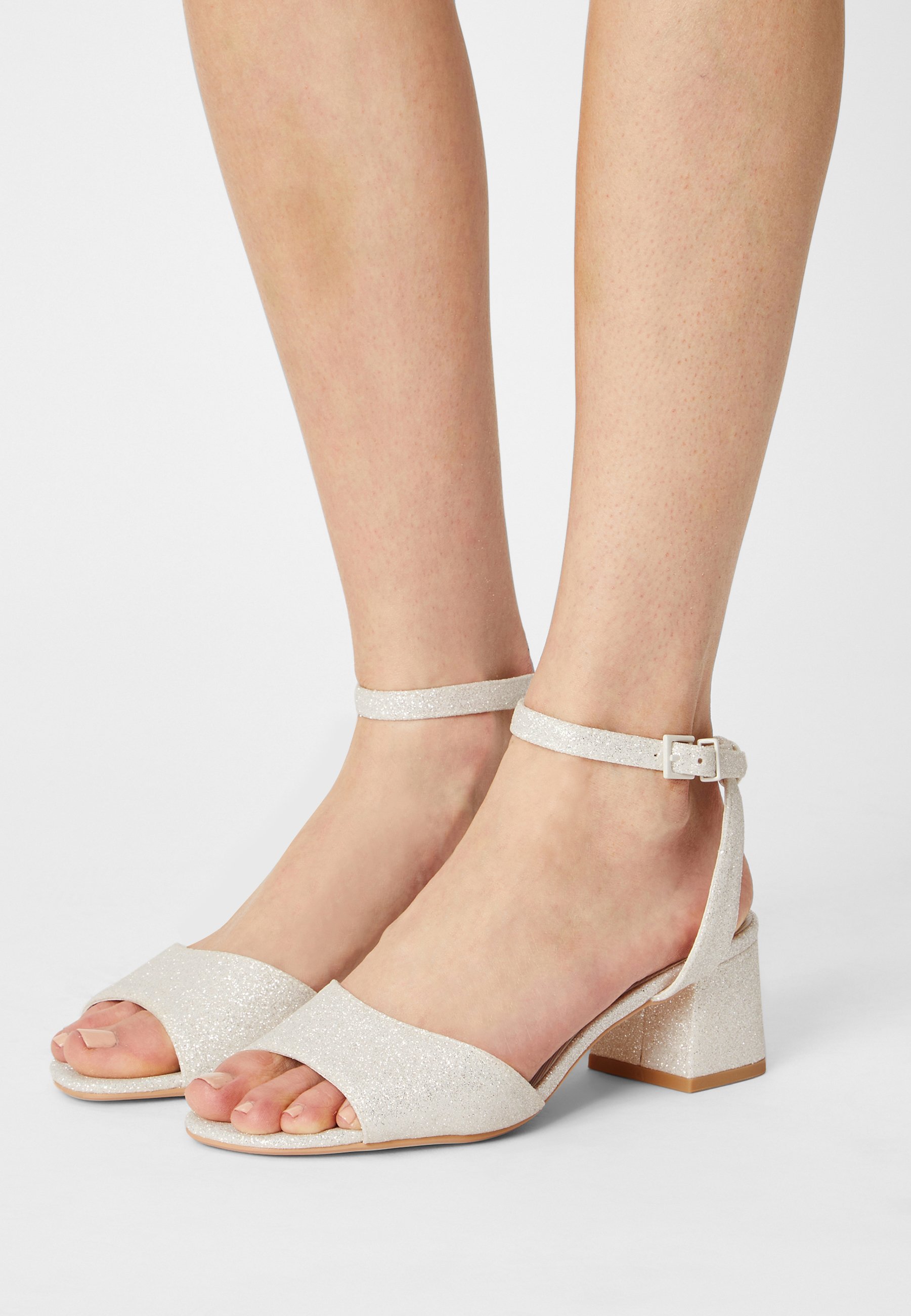 Buffalo BELINDA - Sandalias - white/blanco - Zalando.es
