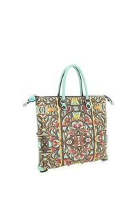 Borsa tote decorativa colorata con motivo floreale e farfalle, manici verde menta e chiusura a zip, realizzata in materiale sintetico testurizzato.