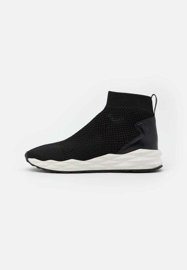 SOUND - Baskets montantes - black