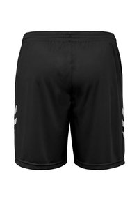 Czarne sportowe szorty z elastycznym paskiem w talii i białymi pasami w kształcie jodełki po bokach, widoczne od tyłu.