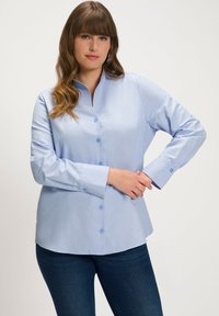 Ulla Popken Hemdbluse - lichtblauw