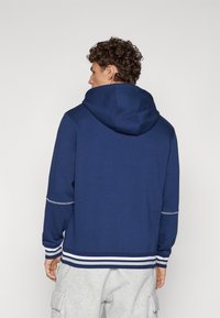 Thumbnail Image 3