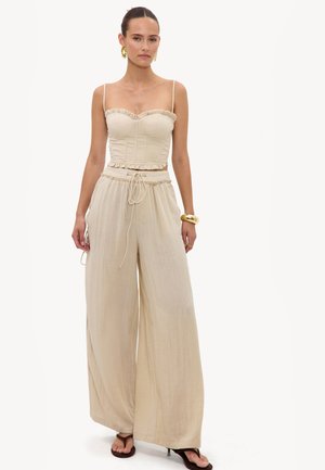 LOAVIES, WHISPER OF PETALS - Pantalon classique - sand   solid