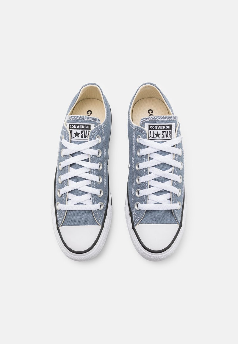 converse heart comme des garcons