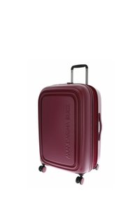 Valise rigide bourgogne avec quatre roues, poignée télescopique, prise latérale et "MANDARINA DUCK" embossé sur le panneau avant.