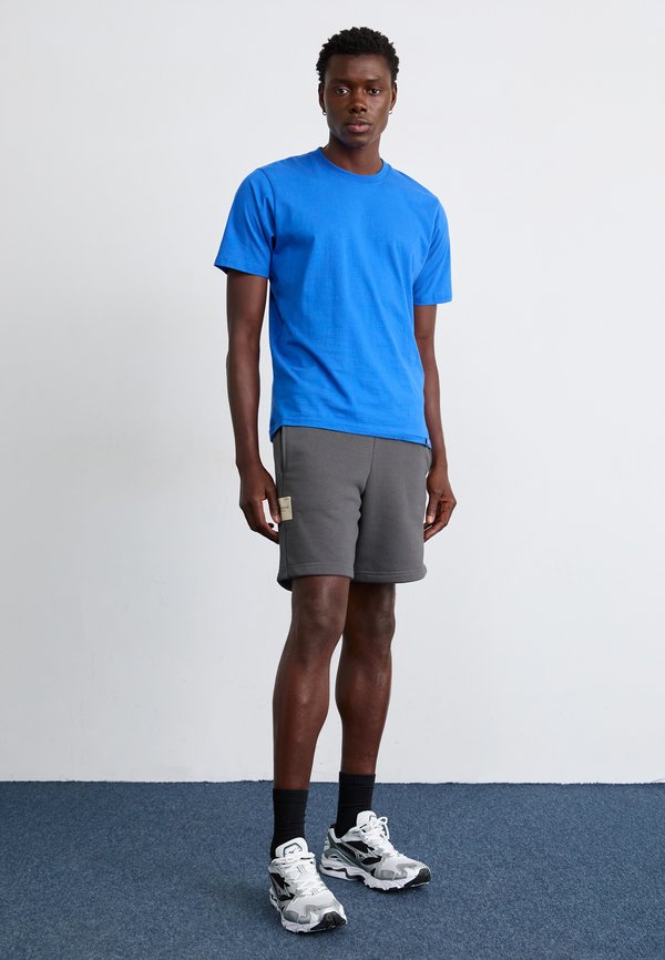 STUDIO EDITION - Shorts4