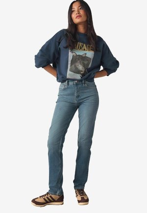 Straight leg -farkut - mid blue