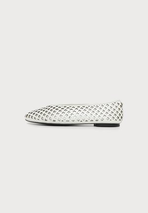 Maje, FILARIA - Ballerina shoes - blanc