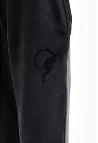 FAVELA DART JOGGER UNISEX - Trainingsbroek - black washed