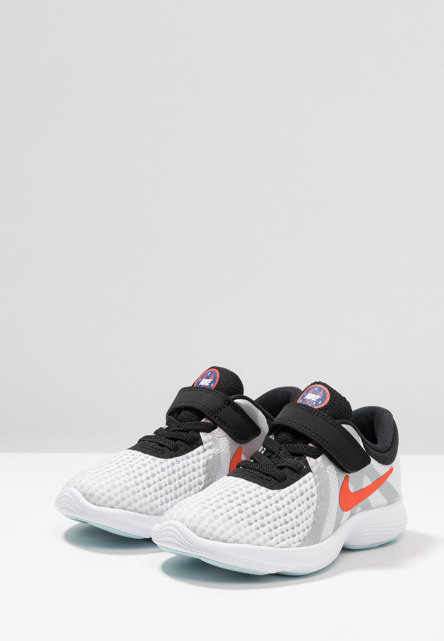 zalando nike revolution 4