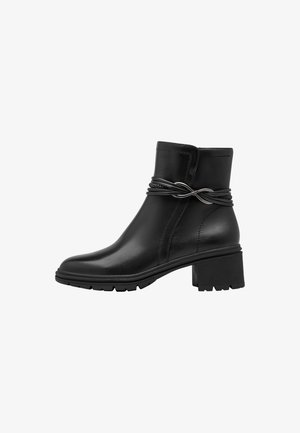 Tamaris, STIEFELETTE - Klasické členkové čižmy - black