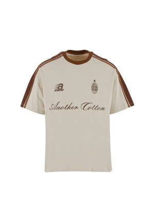 Another Cotton Lab T-shirts med print - beige
