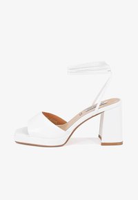 Non selezionato, bianco