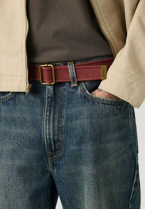 Levi's®, Bælter - indigo - reds