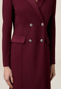Oltre DOPPIOPETTO CON BOTTONI 
 - Vestido camisero - bordeaux