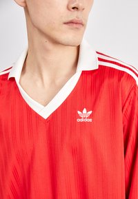 adidas Originals Polo - better scarlet