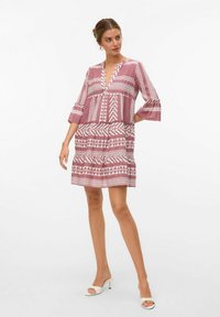 Vero Moda DICTHE 3/4  - Jurk - nostalgia rose