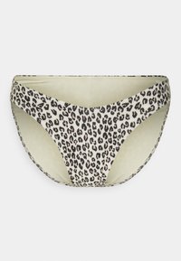 Parte de baixo de biquíni em estampa de leopardo com fundo creme, em tecido macio, com cobertura moderada e textura suave. Sem acess�órios ou detalhes visíveis.