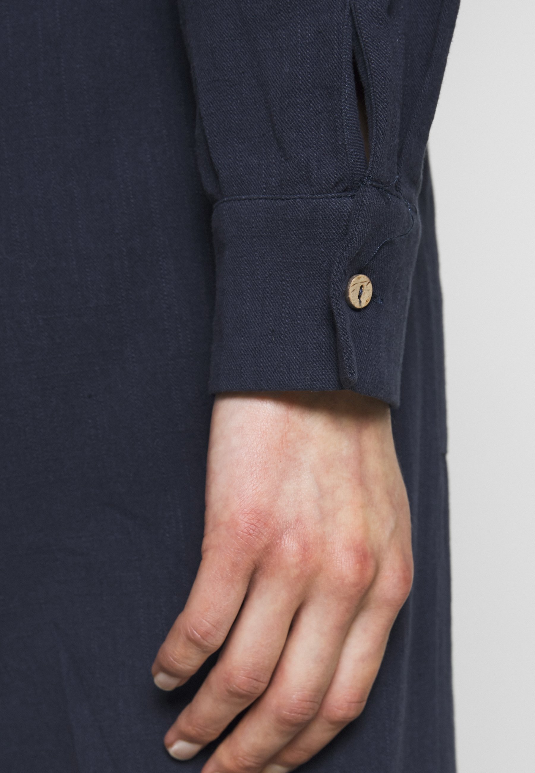 Moss Copenhagen KENNEDY JUMPSUIT Jumpsuit sky captain Lea Jakke Sky Captain | MATCH nettbutikk