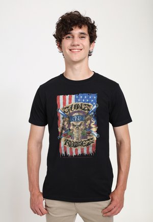 Henry Tiger, SKULL & CROSSBONES AMERICAN FLAG BAND MUSIC - T-shirts print - black